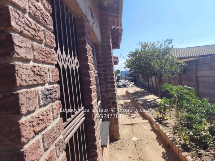 Affordable Family House To Let In Waterfalls Retreat