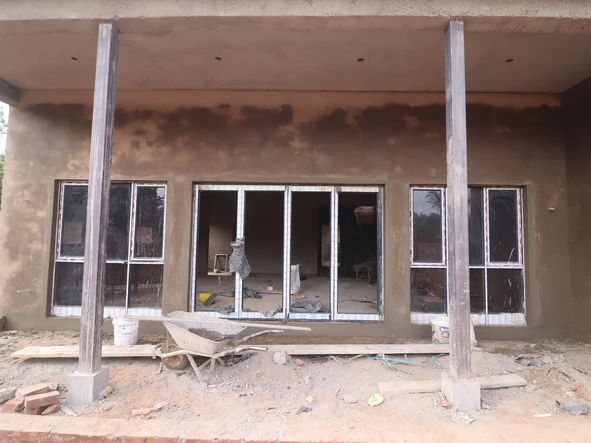 3 Bedroom Flat & Apartment