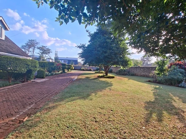 5 Bedroom House
