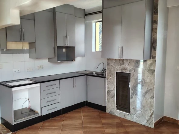 2 Bedroom Flat & Apartment