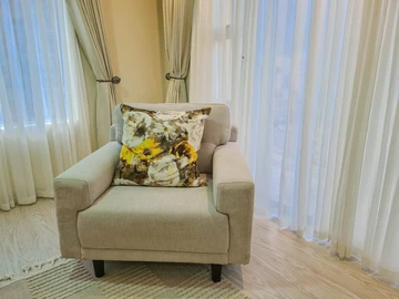 3 Bedroom Flat & Apartment