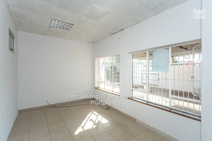 Commercial Property in Southerton