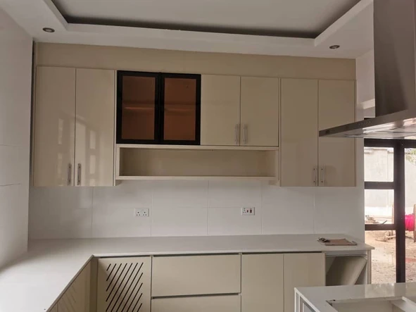 8 Unit Townhouse Complex