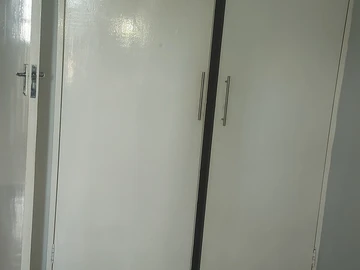 2 Bedroom Flat & Apartment