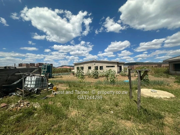 Spacious and well-maintained 5-bedroom home for sale in Mwashuma Park. (Sole Mandate)