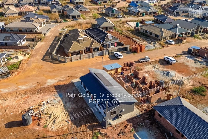 Move in ready 3-Bed Home in Rainham Park Gated Community