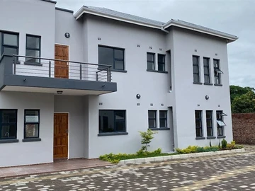 3 Bedroom Garden Flat