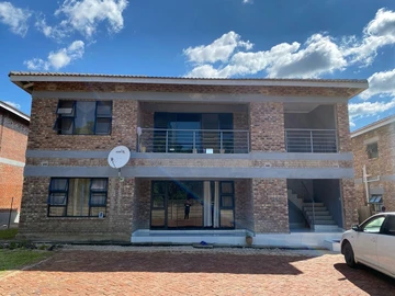Modern Flat for Sale in the Heart of Greendale 