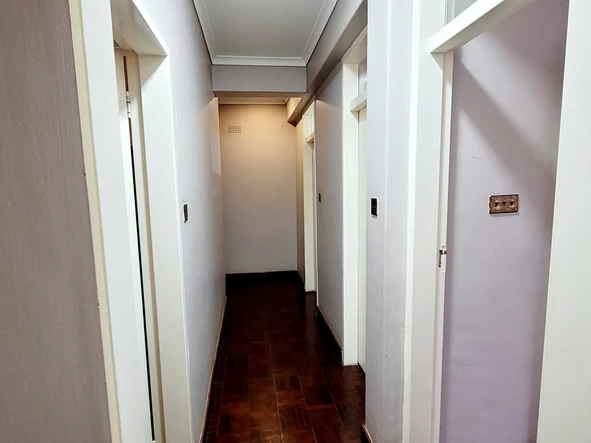 3 Bedroom Flat & Apartment