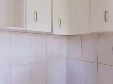 3 Bedroom Flat & Apartment