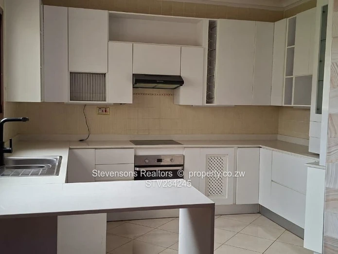 A luxurious 6 bedroomed house for sale in Shawasha Hills 