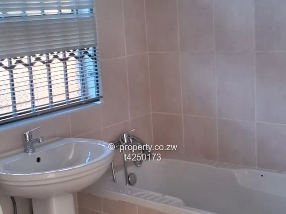 Greendale neat 2 bedroomed cottage to Rent 
