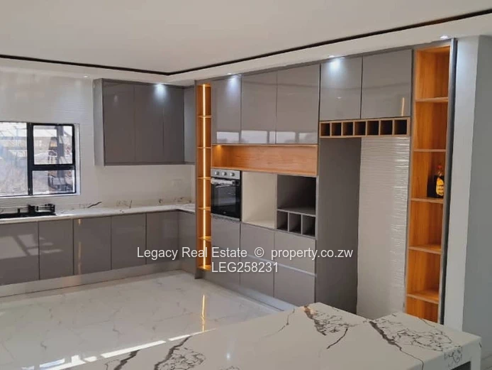 Contemporary 4-Bed Nyeredzi Ridge — Marble Floors & Borehole