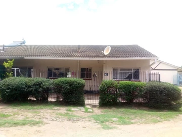 2 Bedroom Garden Flat