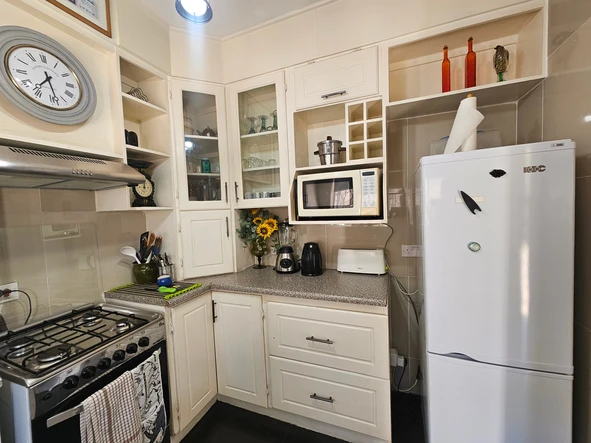 2 Bedroom Garden Flat