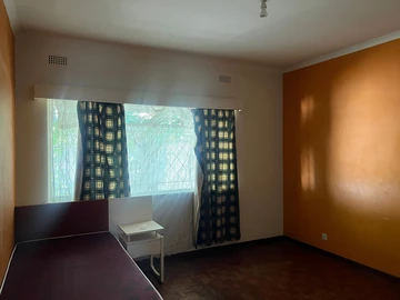 2 Bedroom Garden Flat