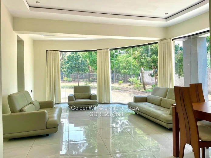 Gletwin Stunning House for Rent 