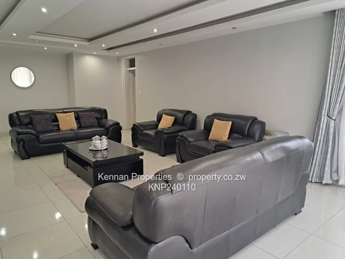 Lovely  5 bed family home!