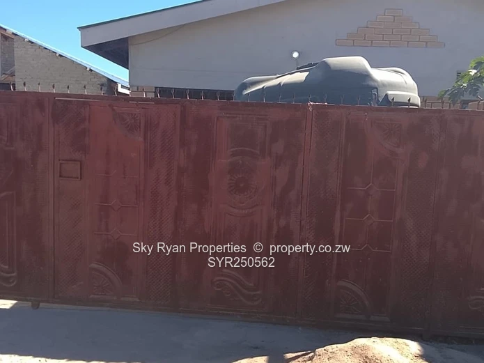 Masvingo, Victoria Range House For Sale
