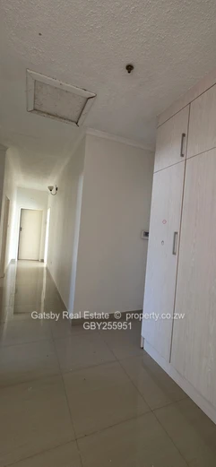 Seven bedroomed house to let