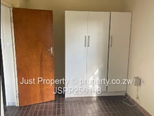 Hatfield 2Bed Cottage: Rent
