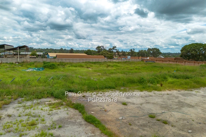Prime 8109sqm Commercial / Industrial Land – Ardbennie!!