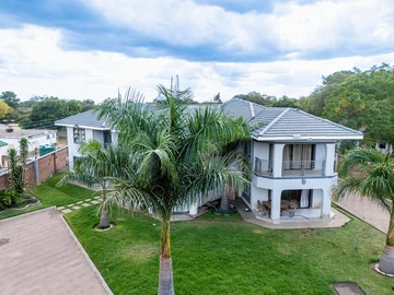 8 Bedroom House
