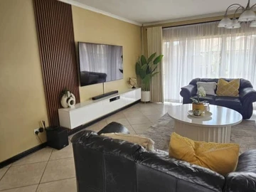 3 Bedroom Garden Flat