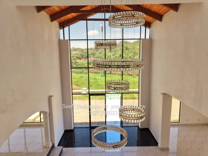 A choice of 3 luxurious clusters-4000sqm