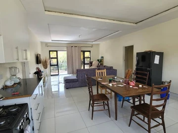 3 Bedroom Flat & Apartment
