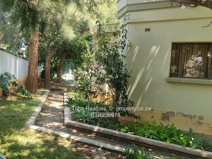 House for sale in Glenlorne