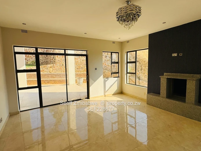 A Serene Luxury Home in Folyjon, Glen Lorne