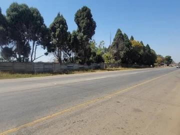 Commercial & Industrial Land