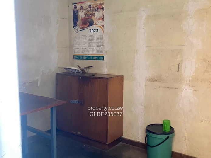 Bluffhill Warehouse To Let And Offices to Let 