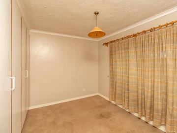 2 Bedroom Garden Flat