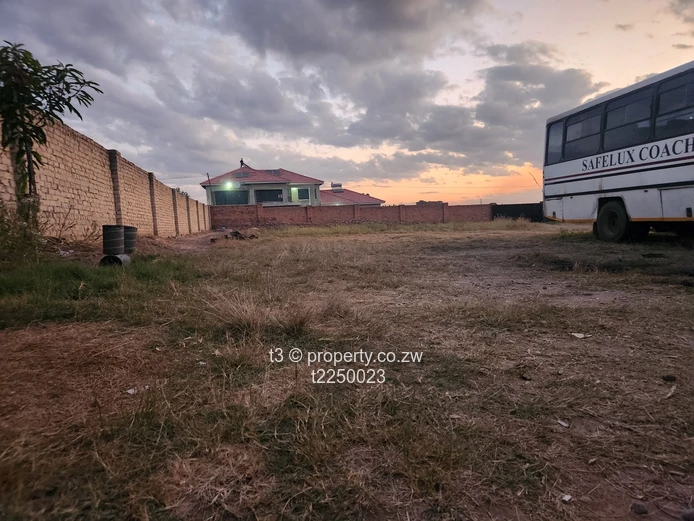 Residential Stand with Cottage for Sale in Sunway City, Harare East