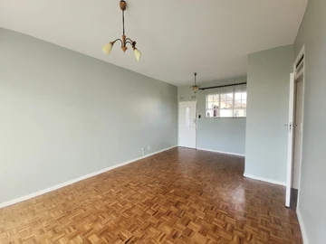 Flat & Apartment