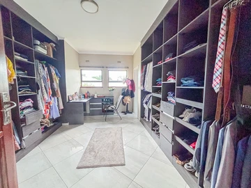 5 Bedroom Townhouse Complex