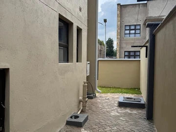 3 Bedroom Garden Flat