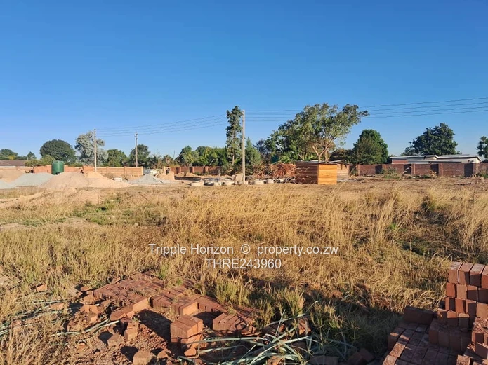 Greendale 530 m² Stand — Main Road Frontage, Municipal Water & Sewer