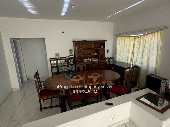 Avondale Office: Secure Brick Unit with Garden & Tiles