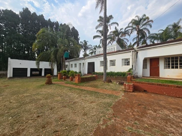 6 Bedroom House