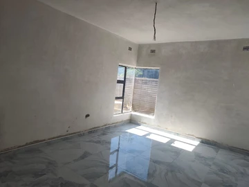 3 Bedroom Flat & Apartment