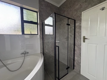 3 Bedroom Garden Flat