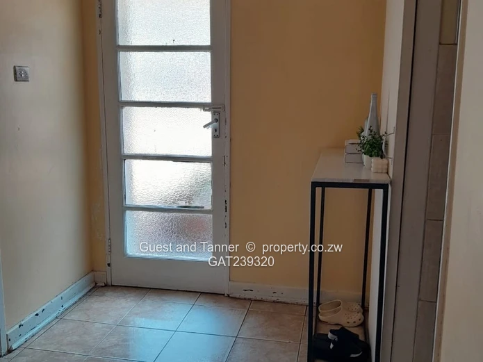 Apartment in Avondale with Secure Title