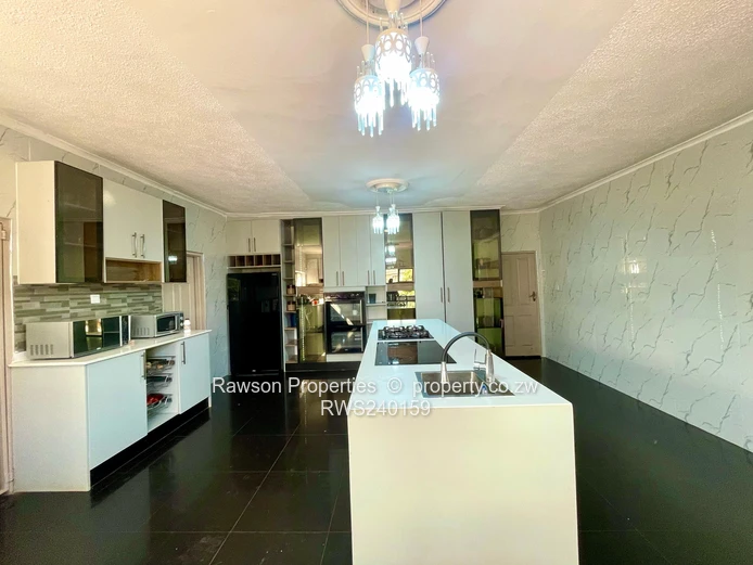 Luxury living in Gletwin!