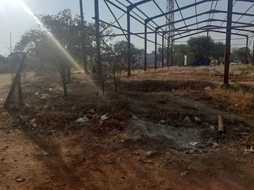 Commercial & Industrial Land