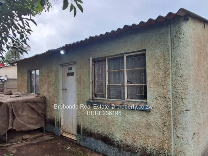 Kambuzuma Core house for quick sale! (Sole Mandate)