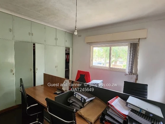 Commercial Property To Let In Mount Pleasant