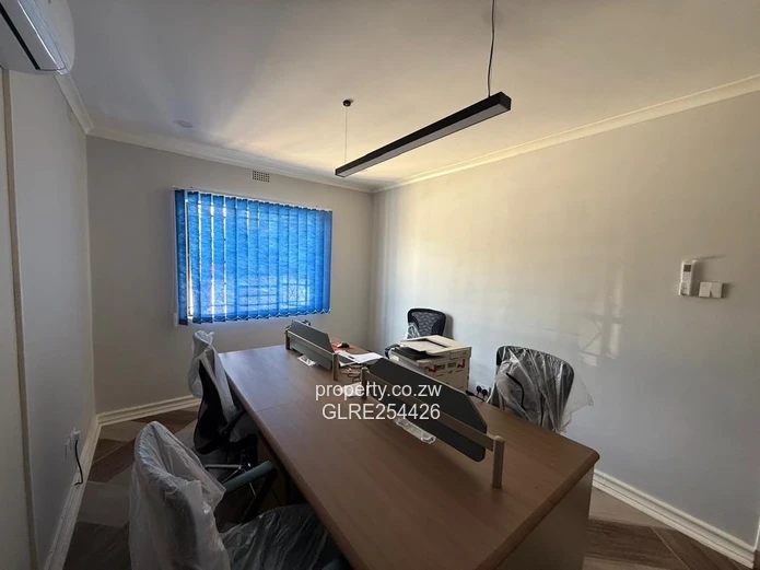 Greencroft Office 300m² – Modern Reception, Borehole